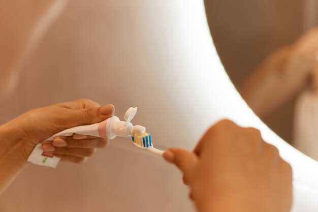 Как правильно чистить зубы от налета