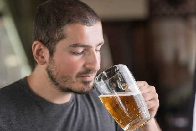 Пивной алкоголизм у мужчин: причины, признаки и последствия